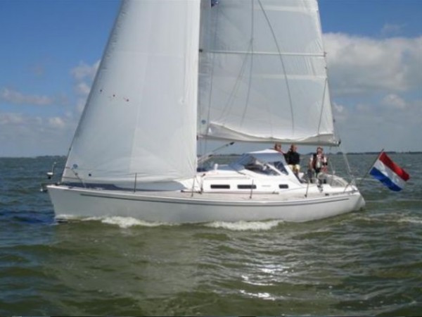 lm 380 sailboat